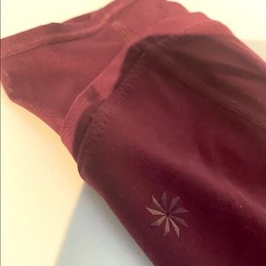 Red/‎ Maroon Athleta leggings